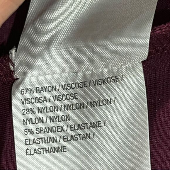 Short sleeve a-line plus size dress - Picture 10 of 13